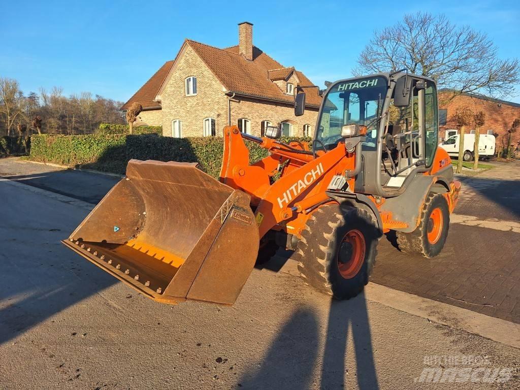 Hitachi ZW 75 Kolové nakladače