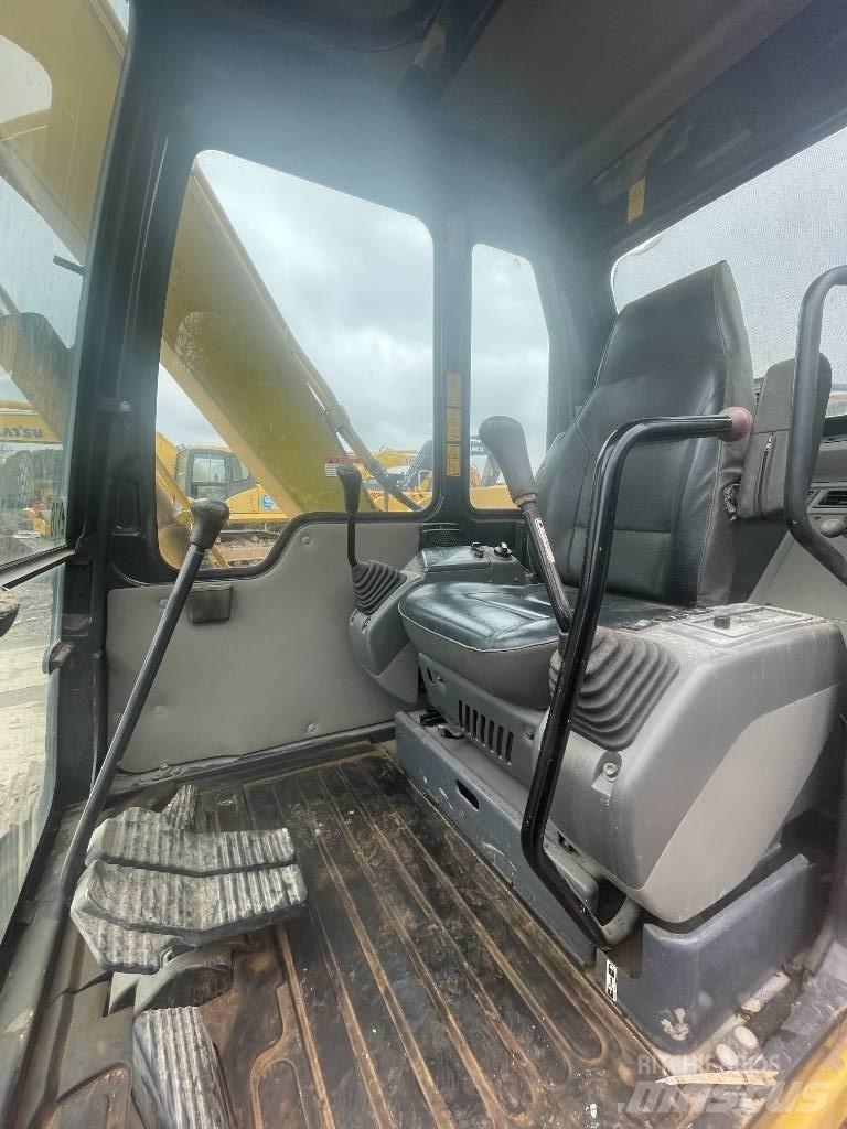 Komatsu PC 60 Pásová rýpadla