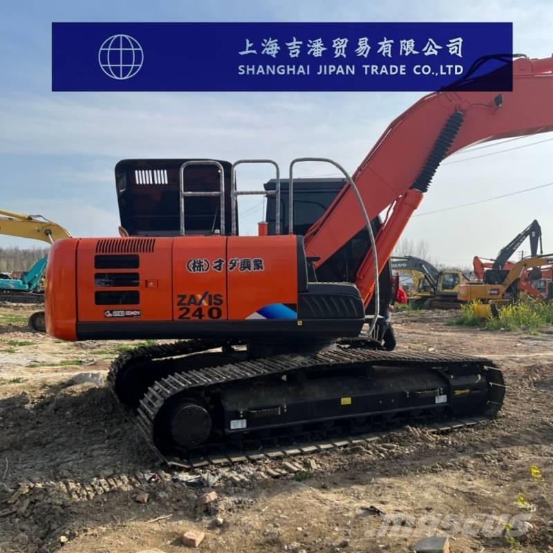 Hitachi ZX 240 Pásová rýpadla