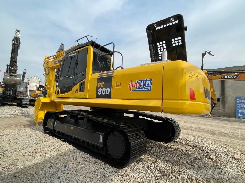 Komatsu PC 360 Pásová rýpadla