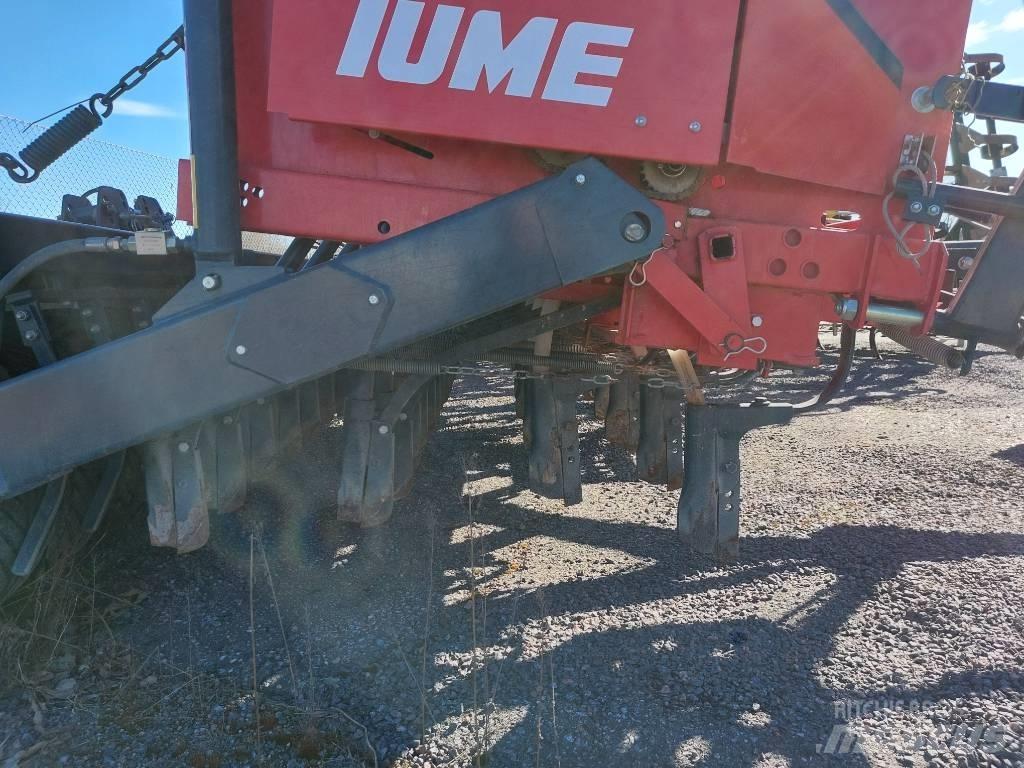 Tume HKL3000 JC Kombinované secí stroje