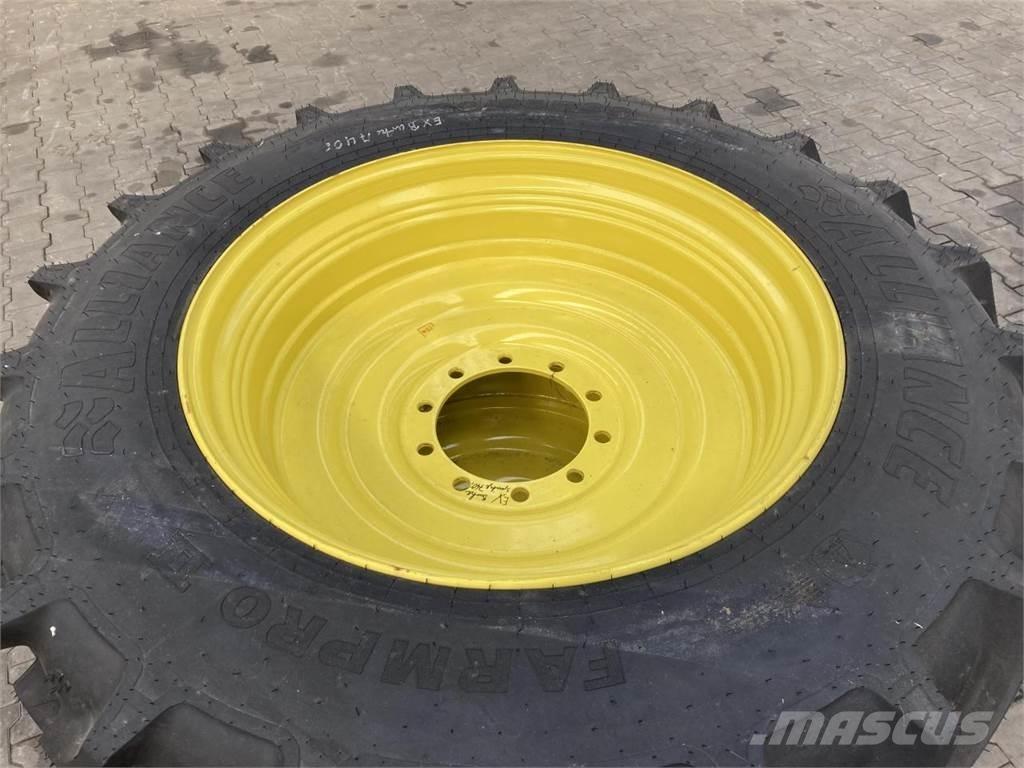 Alliance 420/85R38 Pneumatiky, kola a ráfky
