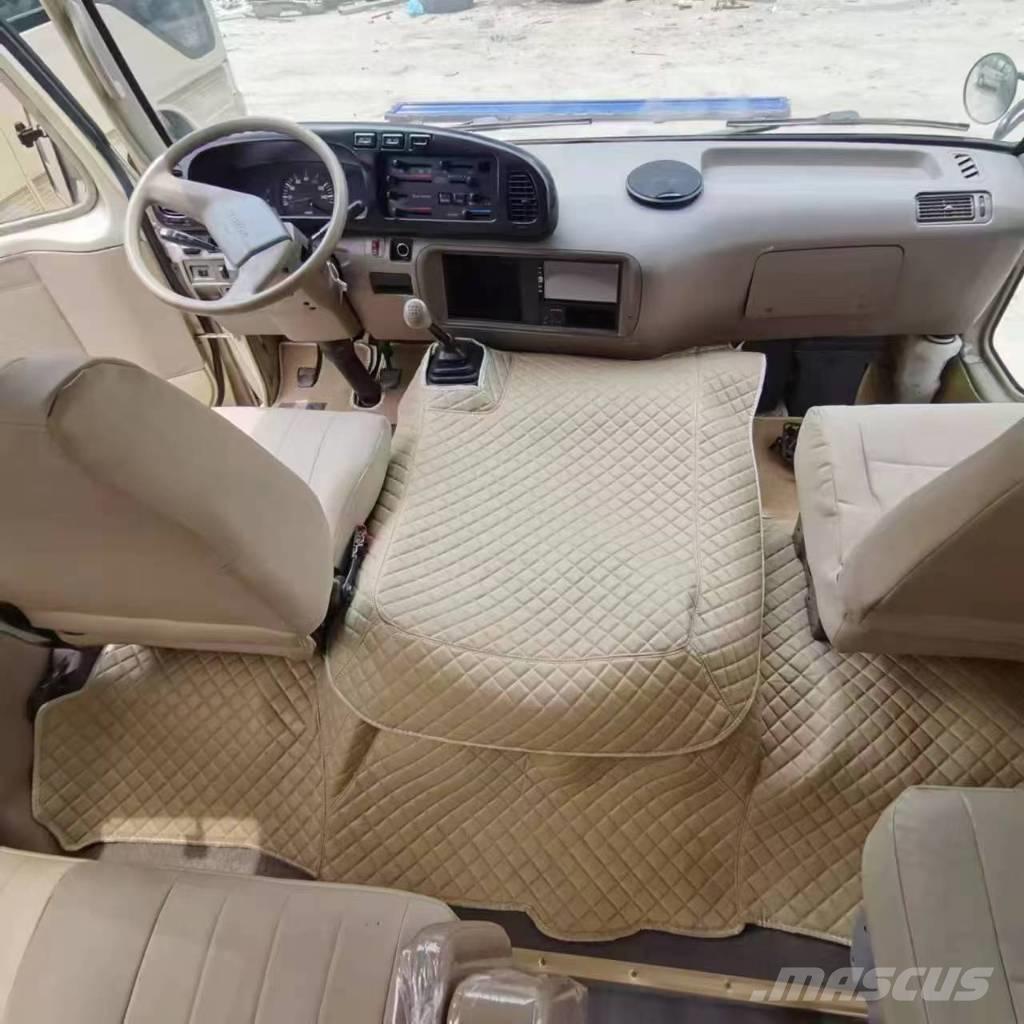 Toyota Coaster Bus Minibusy