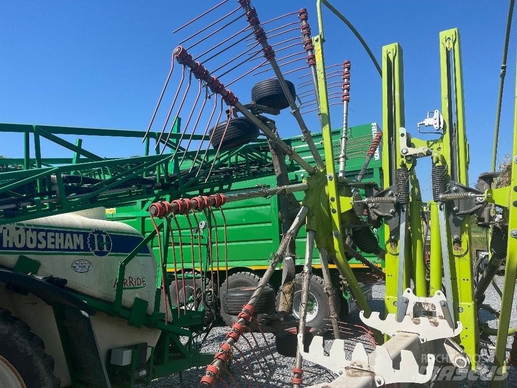 CLAAS Liner 2800 Obraceče a shrabovače sena