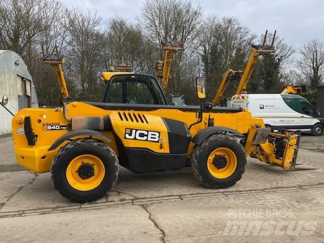 JCB 540-140 Teleskopické manipulátory