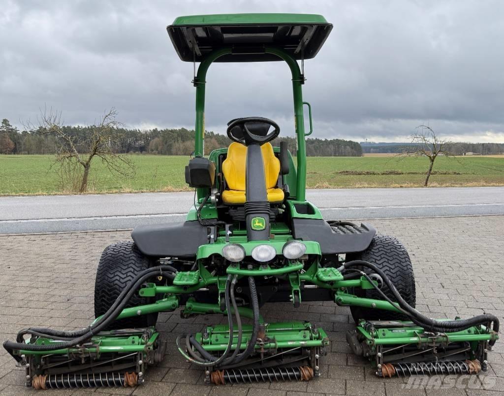 John Deere 8700 A Sekačky fervejí