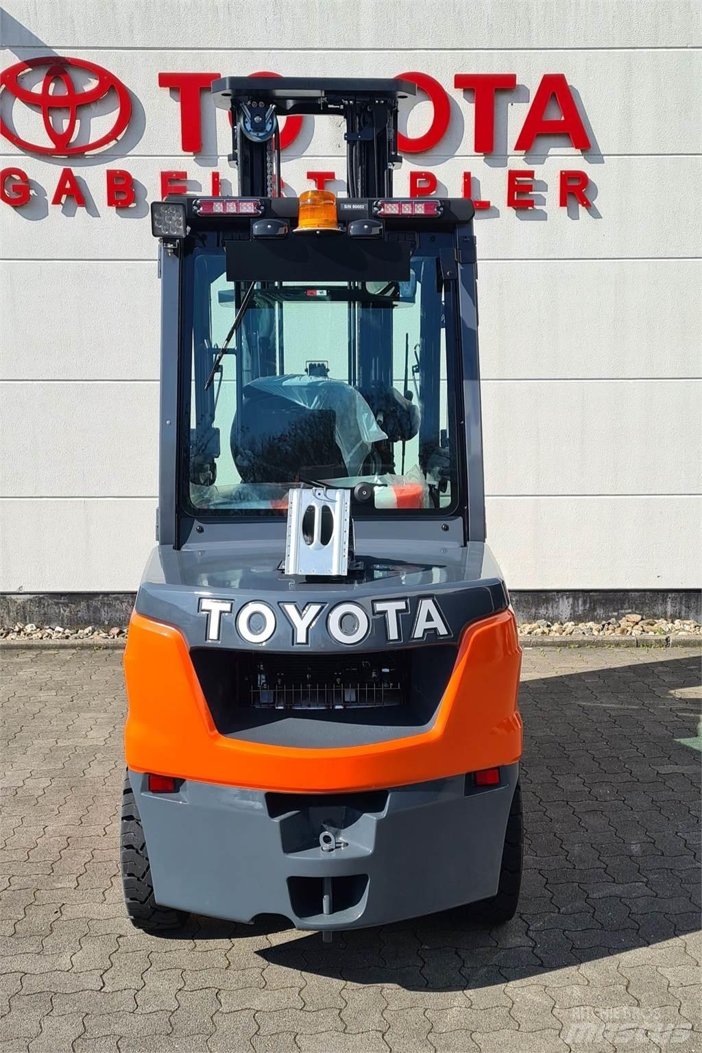 Toyota 52-8FDJF35 Dieselové vozíky