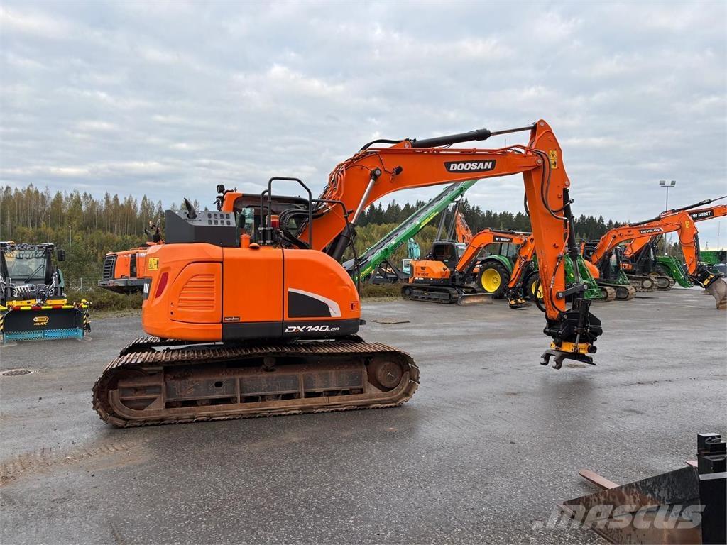 Doosan DX140LCR-5 Pásová rýpadla