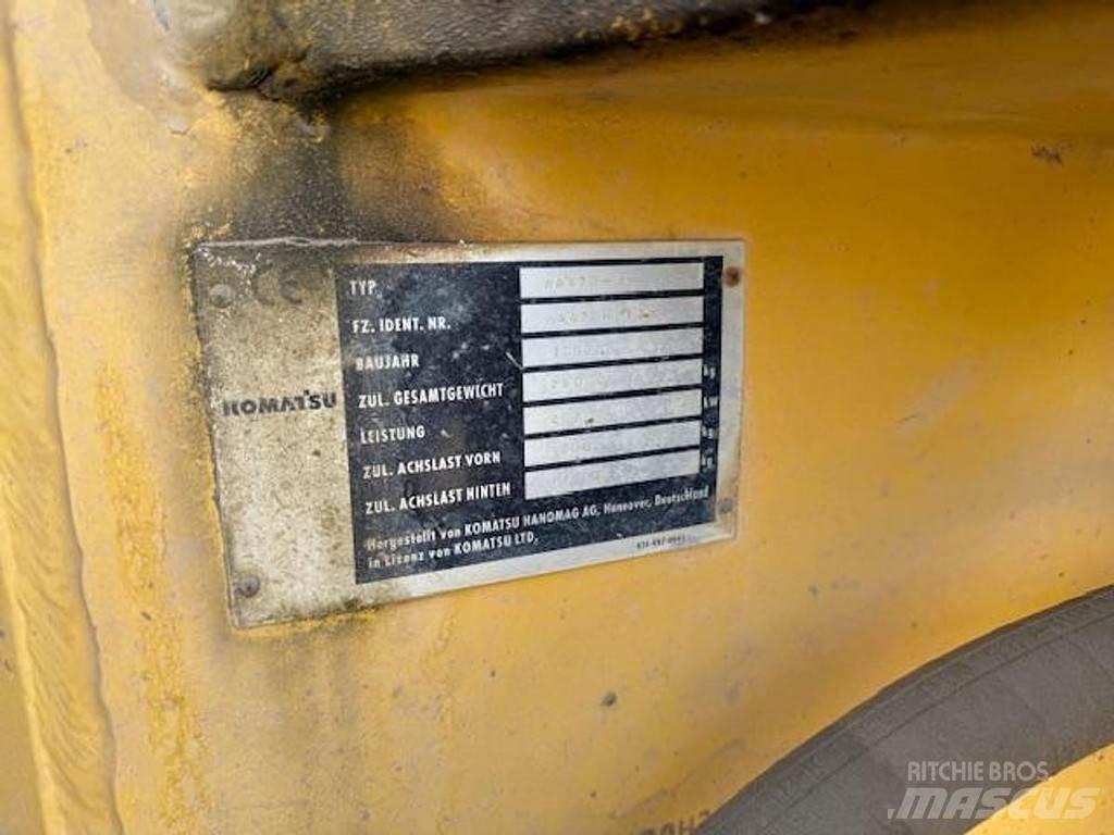Komatsu WA 470-3H Kolové nakladače