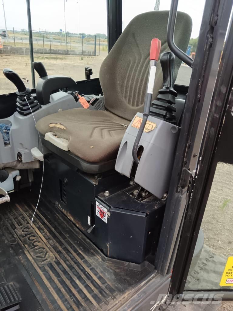 Kubota U 27-4 Mini rýpadla < 7t