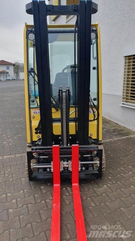 Hyster J1.6XNT Akumulátorové vozíky