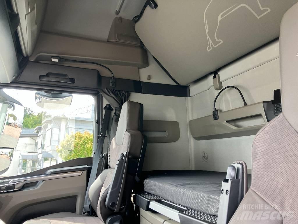 MAN TGX 26.510 Skříňová nástavba
