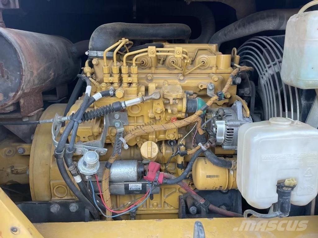 CAT 307 E2 Pásová rýpadla