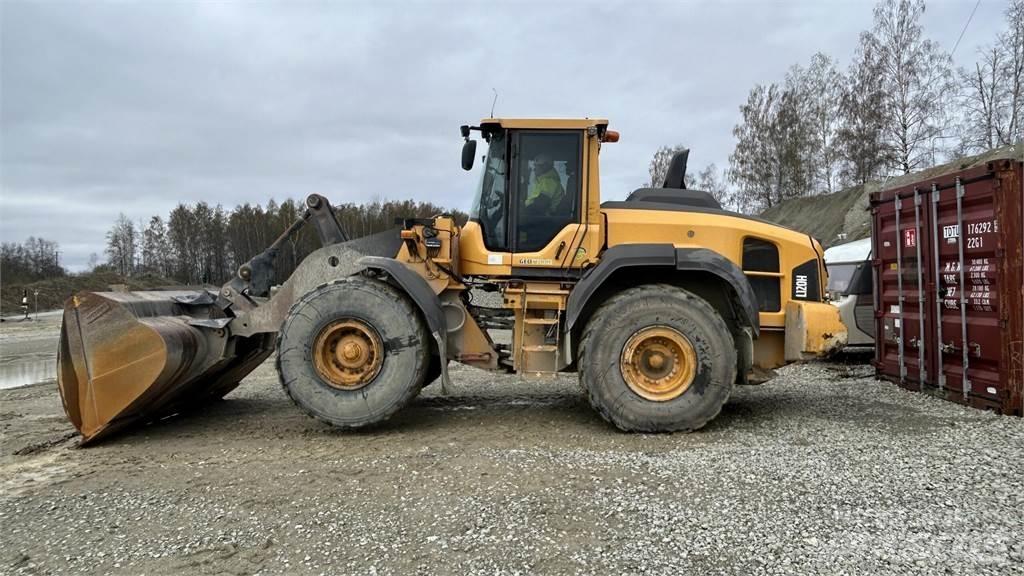 Volvo L120H Kolové nakladače
