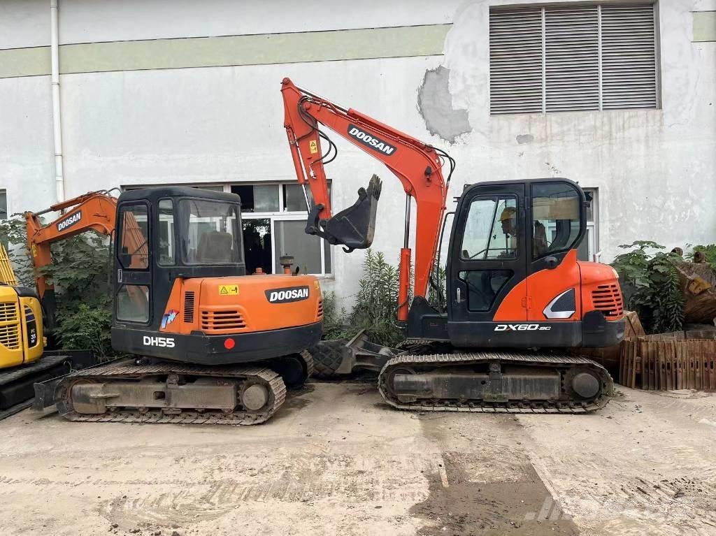 Doosan DX 60-9 C Pásová rýpadla