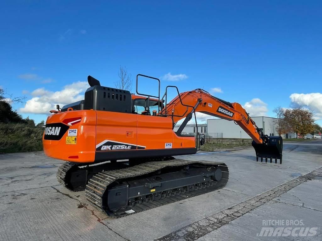 Doosan DX225LC-7 Pásová rýpadla
