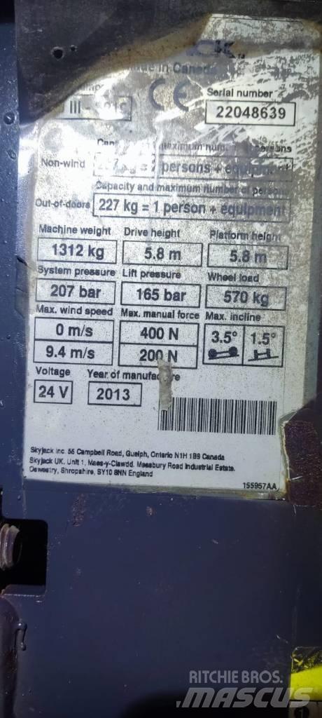 SkyJack Sjiii3219 Nůžková zvedací plošina