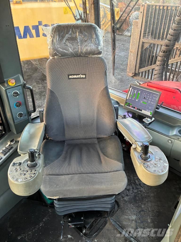 Komatsu 860.4 Vyvážecí traktory