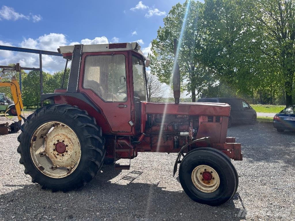 Case IH 956 XL Traktory