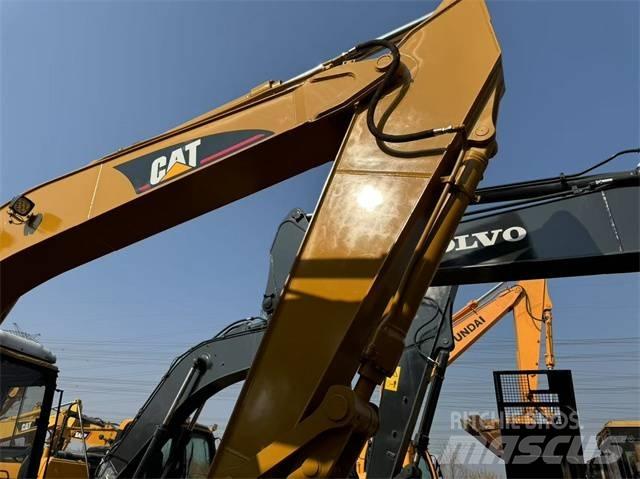 CAT 320 B L Pásová rýpadla