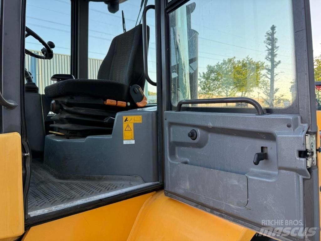 Volvo L 40 B TPS Kolové nakladače