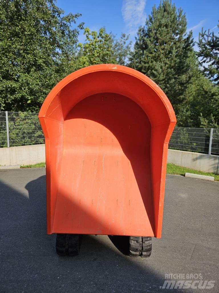 Kubota KC 110 HR -4 Vyklápěcí dempry