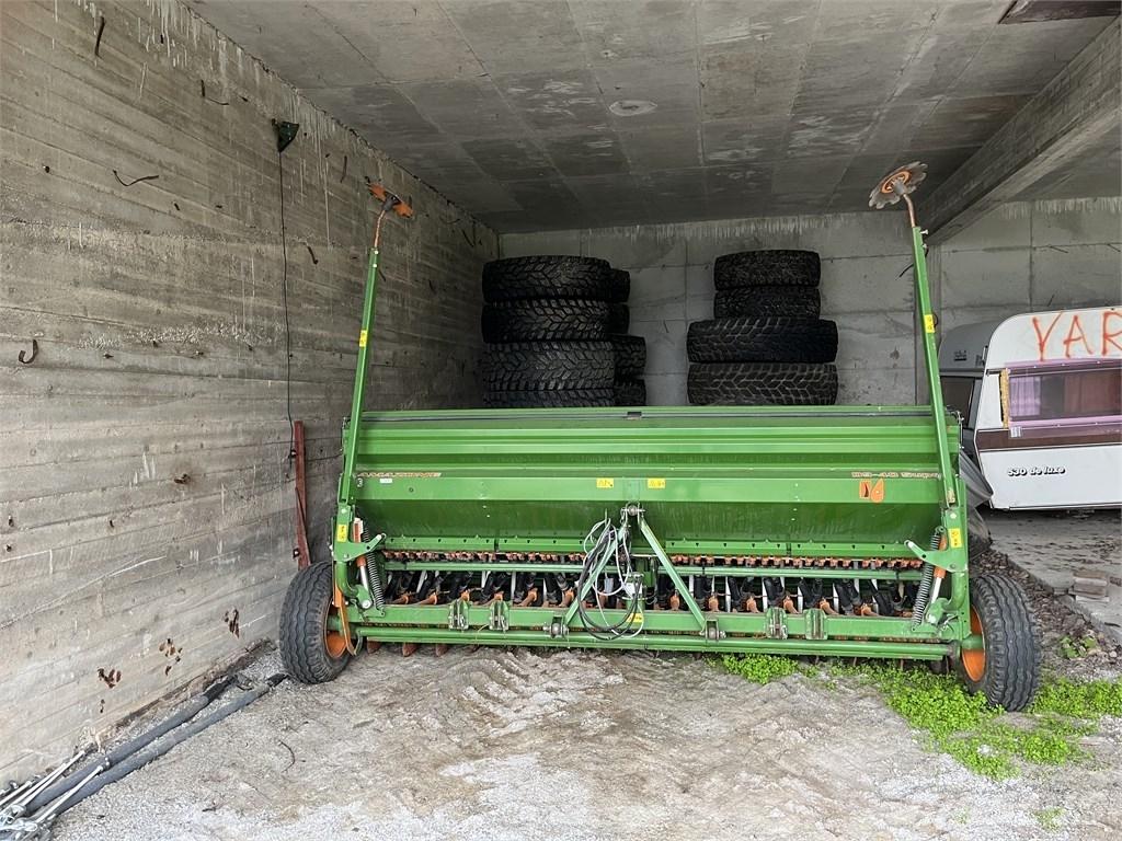 Amazone D9-40 Super Mechanické secí stroje