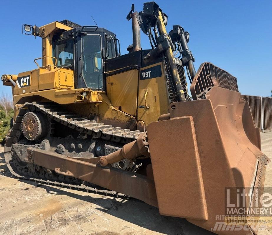 CAT D 9 T Pásové dozery