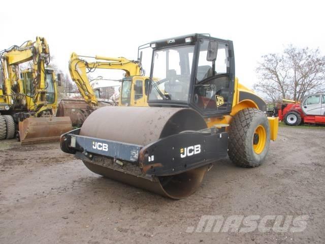 JCB VM 132  VM 137 Půdní kompaktory