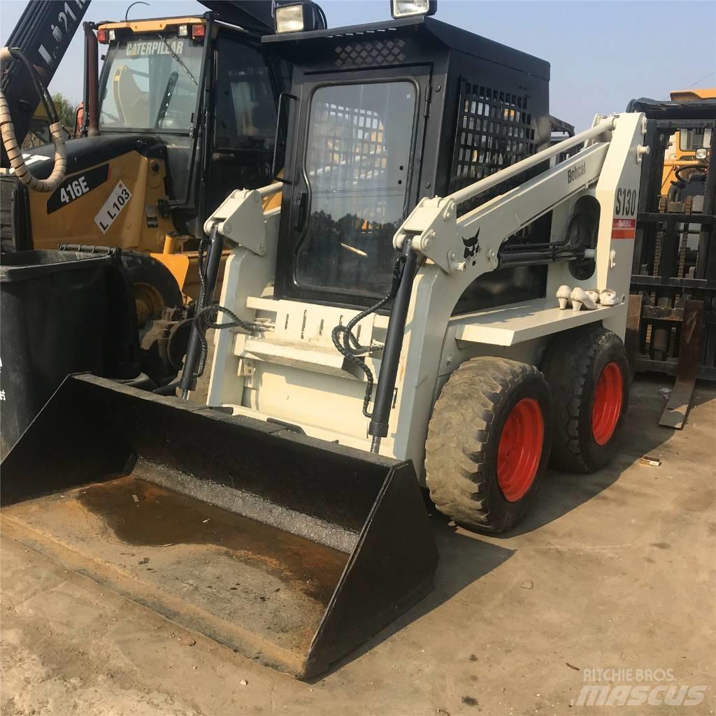 Bobcat S 130 Smykem řízené nakladače