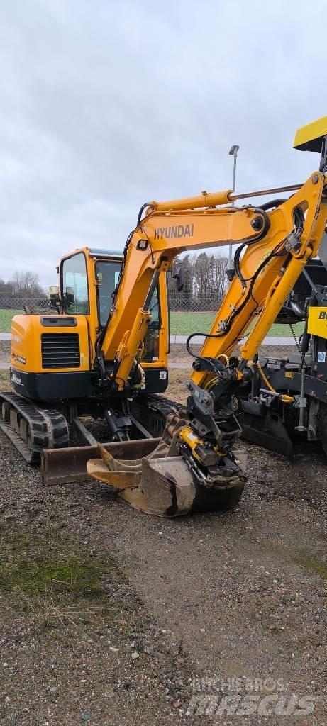 Hyundai R60CR-9A Mini rýpadla < 7t