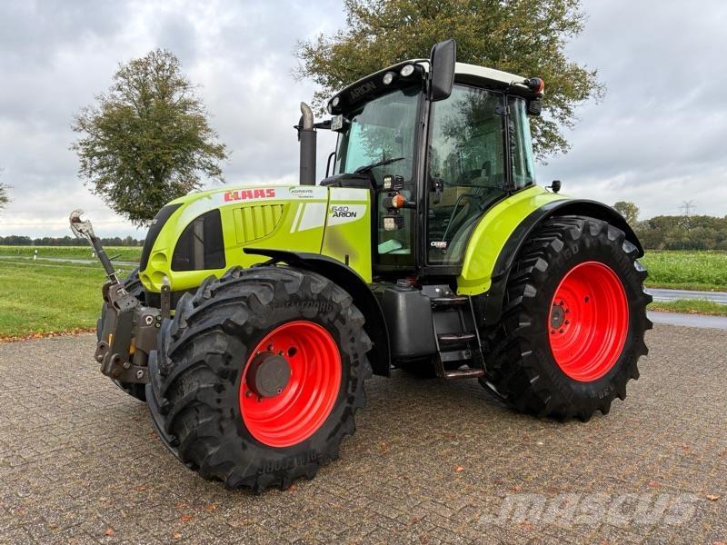 CLAAS Arion 640 Traktory