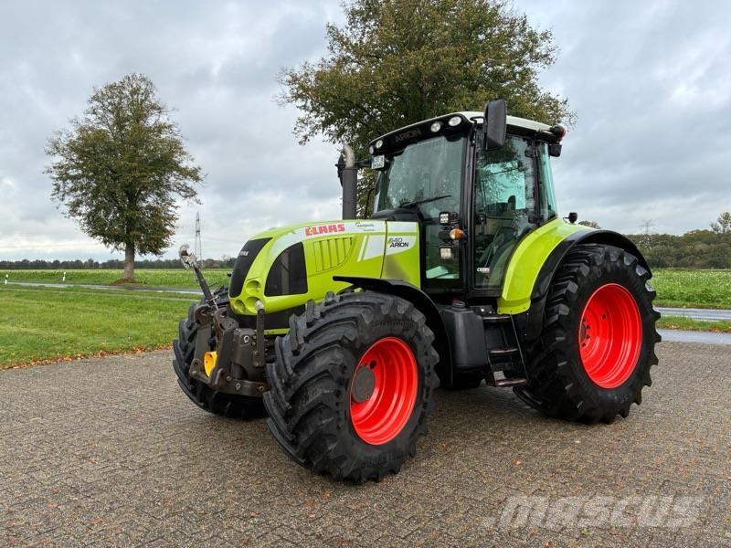 CLAAS Arion 640 Traktory