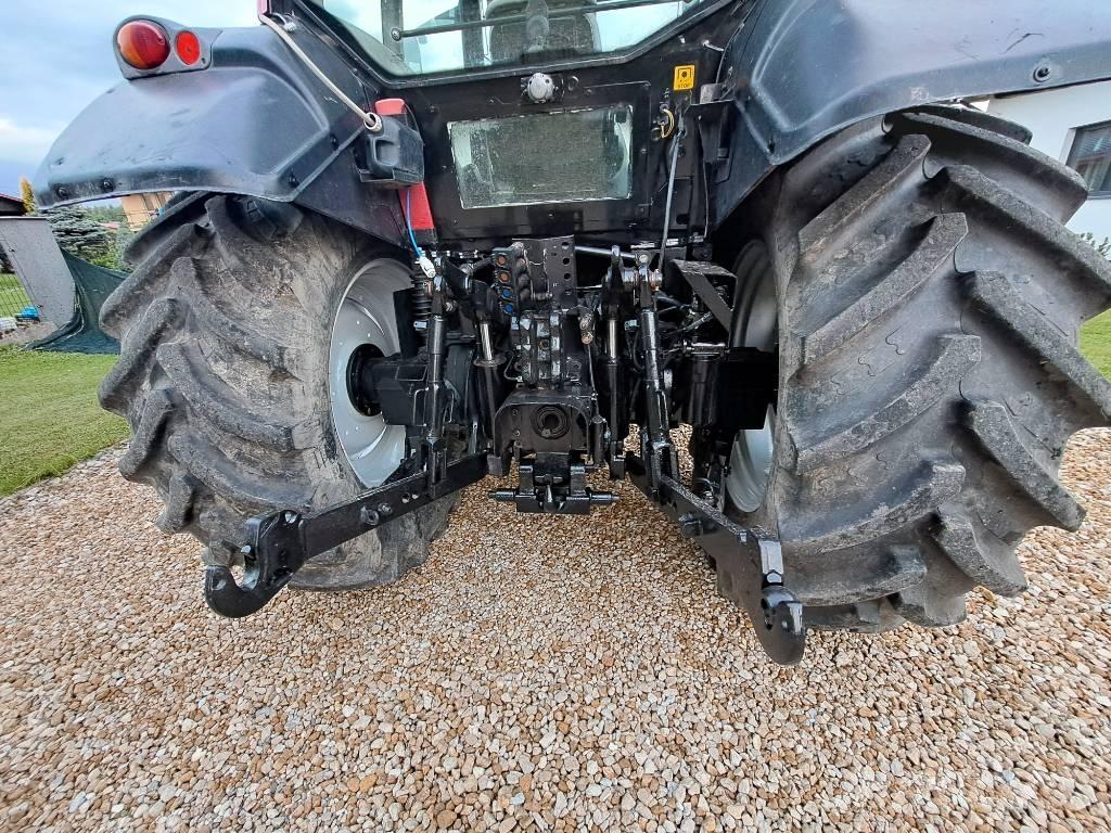 Valtra N 121 Traktory