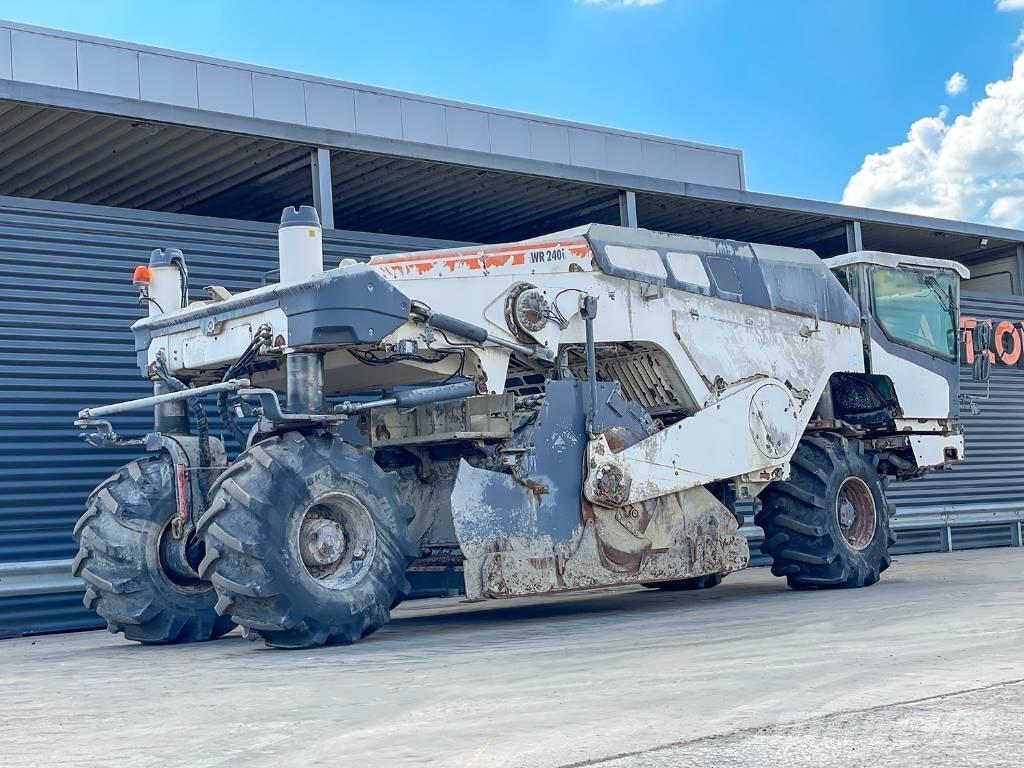 Wirtgen WR 240I Recyklátory asfaltu