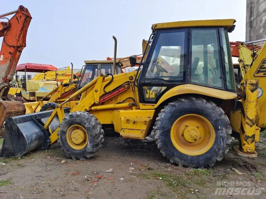 JCB 3cx Rýpadlo-nakladače
