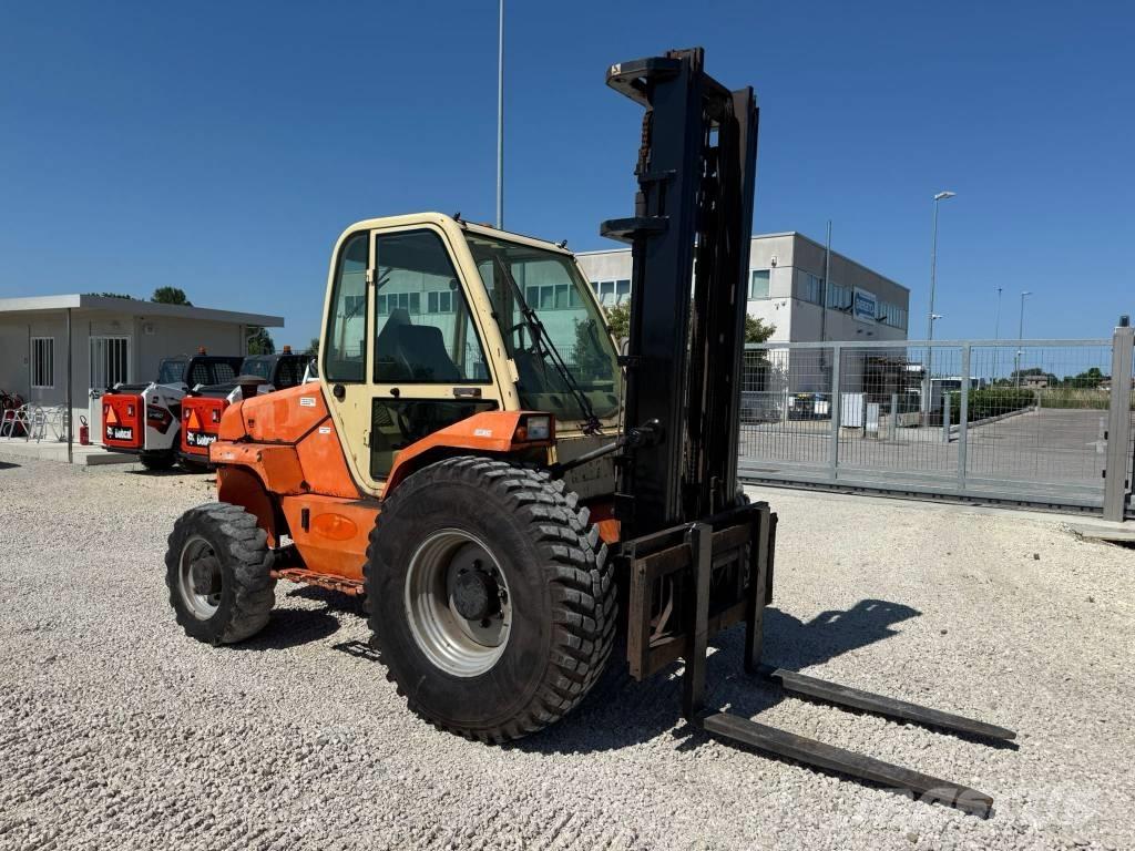 Manitou M 30.4 Dieselové vozíky