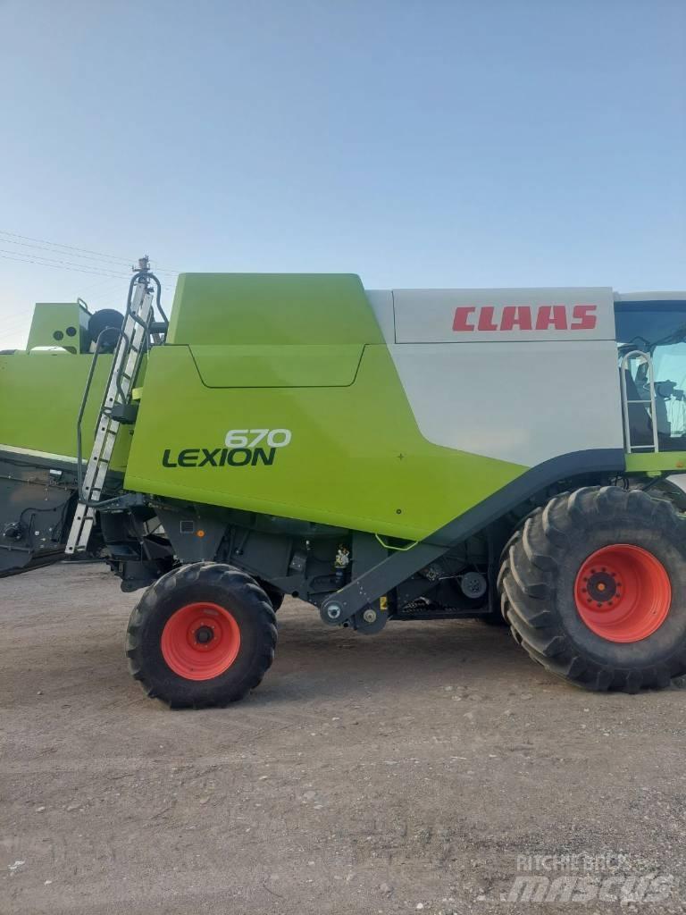 CLAAS Lexion 670 Sklízecí mlátičky