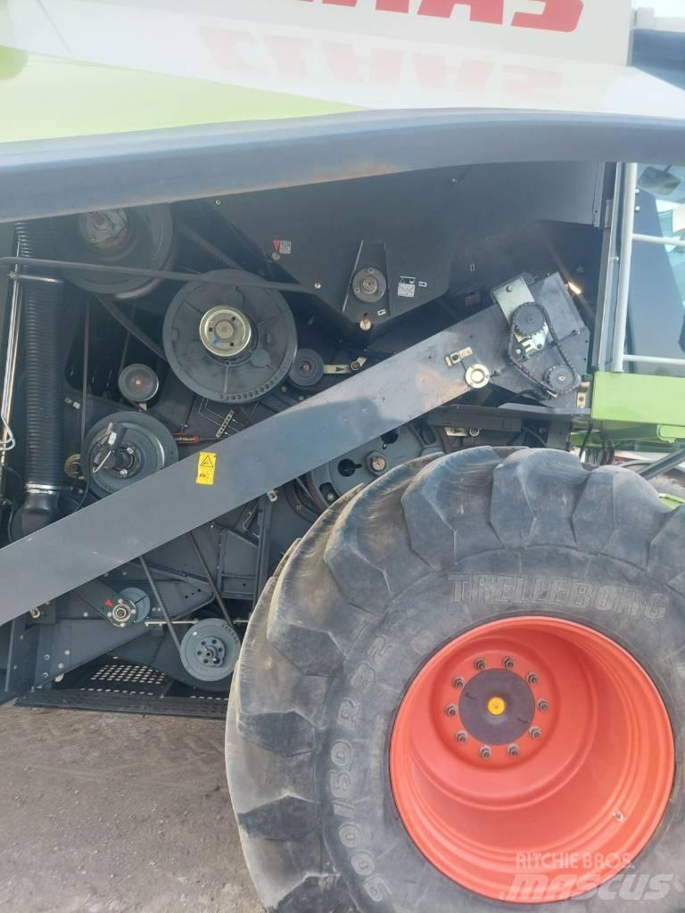 CLAAS Lexion 670 Sklízecí mlátičky