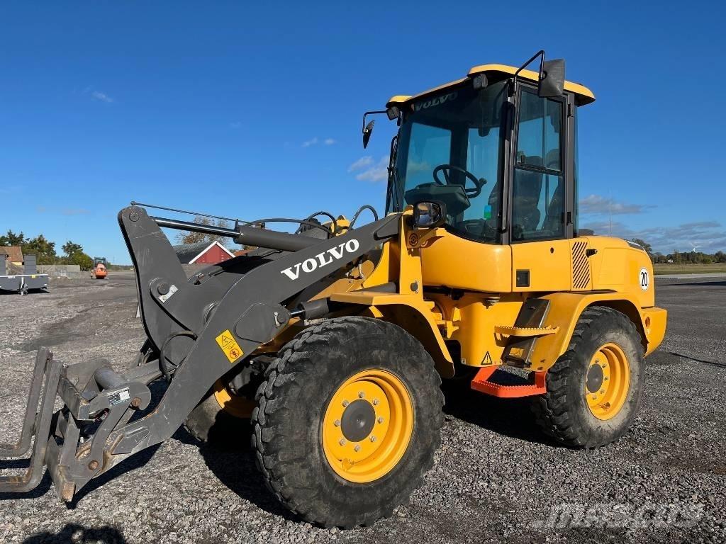 Volvo L 30 G Kolové nakladače