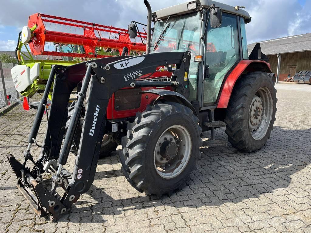Massey Ferguson 4255 Traktory