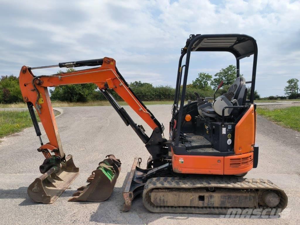 Hitachi ZX 26 U-5A Mini rýpadla < 7t