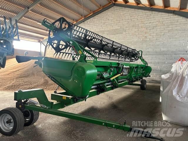 John Deere S 670 i Sklízecí mlátičky