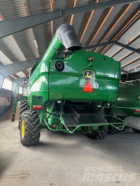 John Deere S 670 i Sklízecí mlátičky