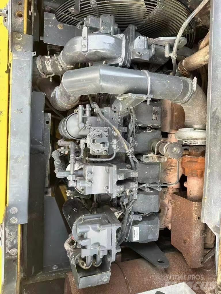 Komatsu 450-8 Pásová rýpadla