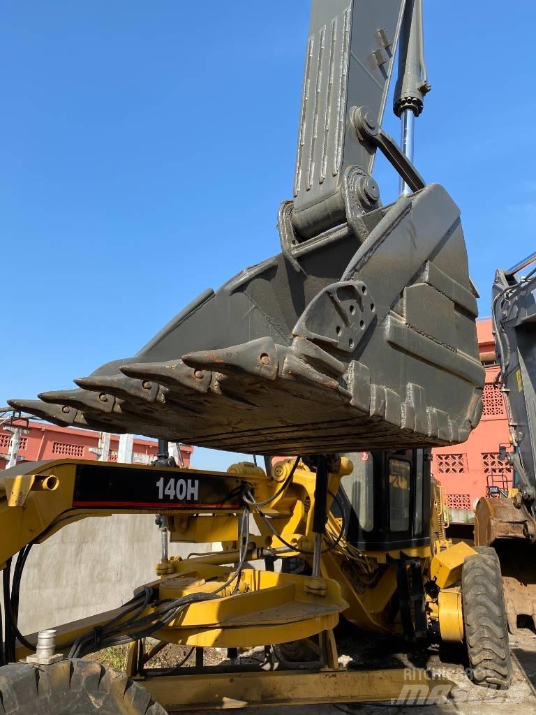 Volvo EC 210 B LC Pásová rýpadla