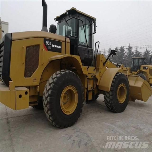 CAT 950K Kolové nakladače