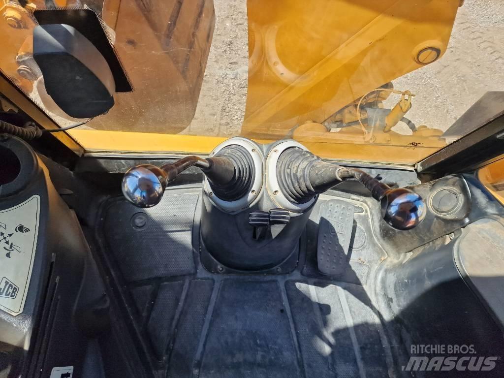 JCB 3 CX Rýpadlo-nakladače
