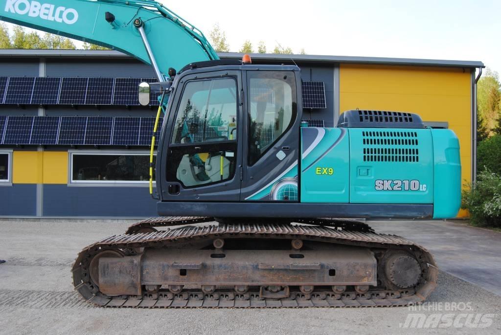 Kobelco SK 210 LC-10 Pásová rýpadla