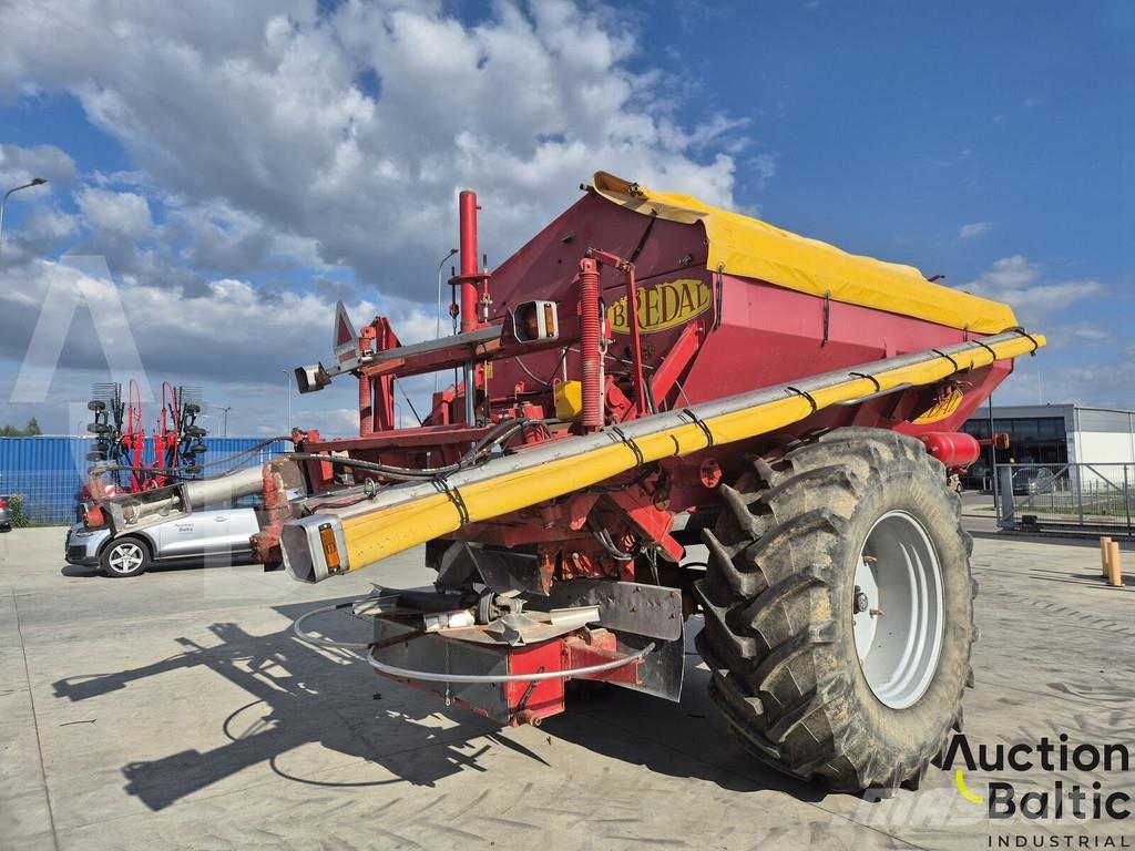 Bredal K 105 Rozmetadlo minerálních hnojiv